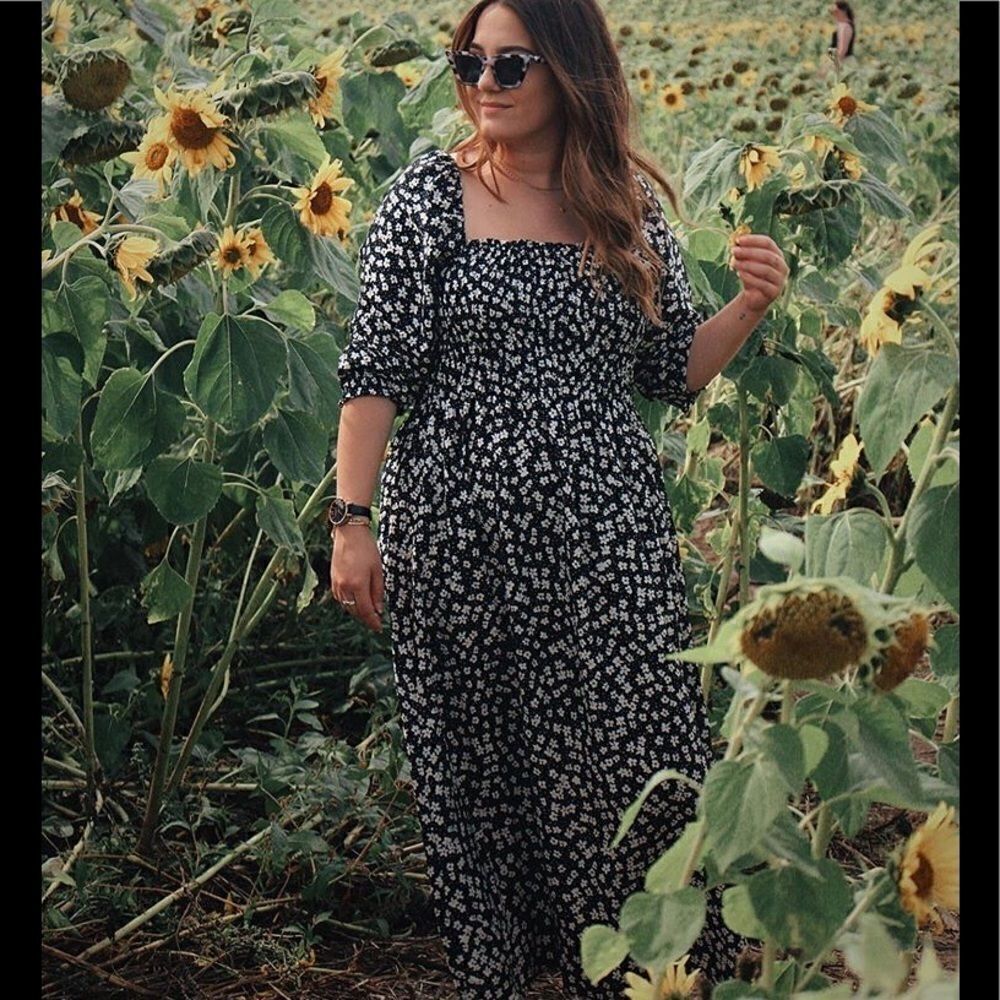 H&M Smock-detail Puff Sleeve Dress Bloggers fav - Picture 3 of 16
